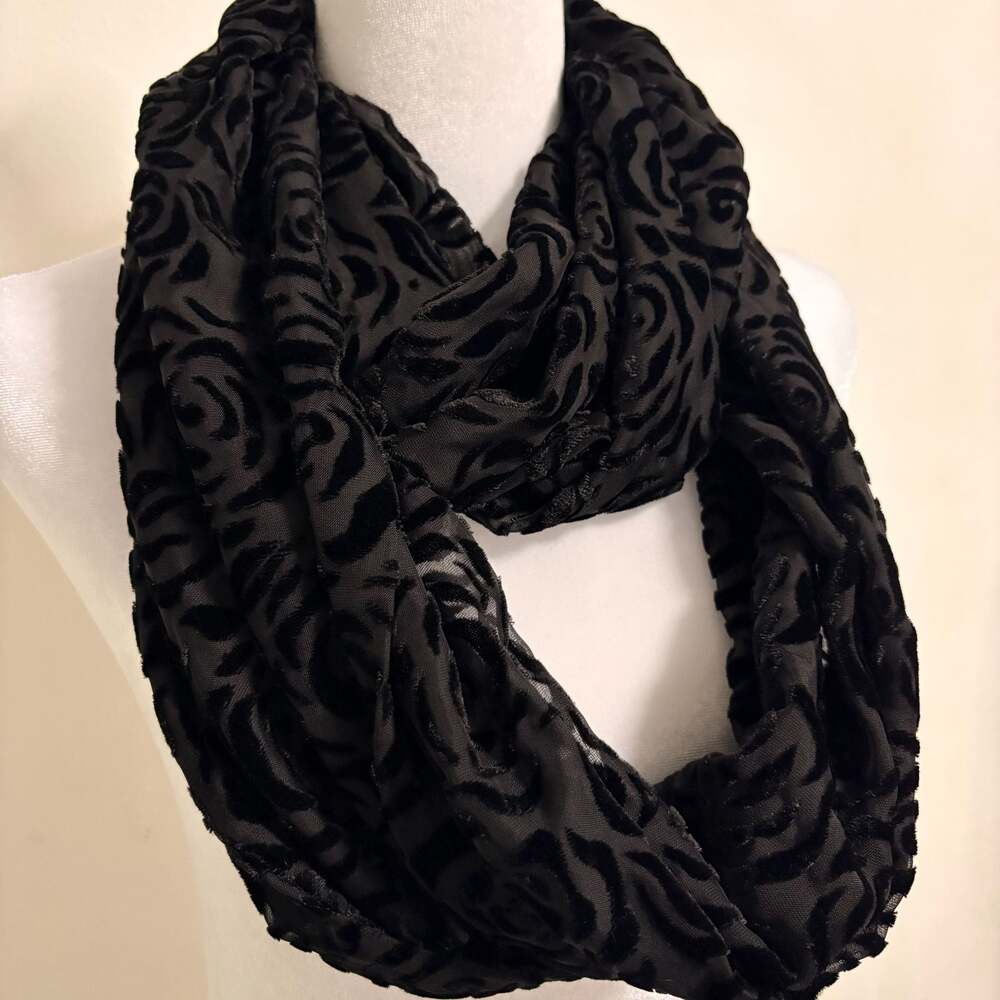 Brooks Brothers 346 Black Burnout Velvet Floral Rose Infinity Scarf Whimsigoth